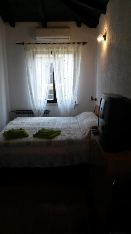 Apartments Soric Ровин Екстериор снимка