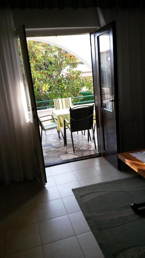 Apartments Soric Ровин Екстериор снимка