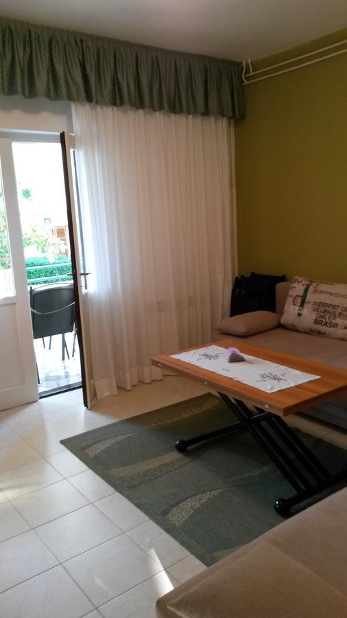 Apartments Soric Ровин Екстериор снимка